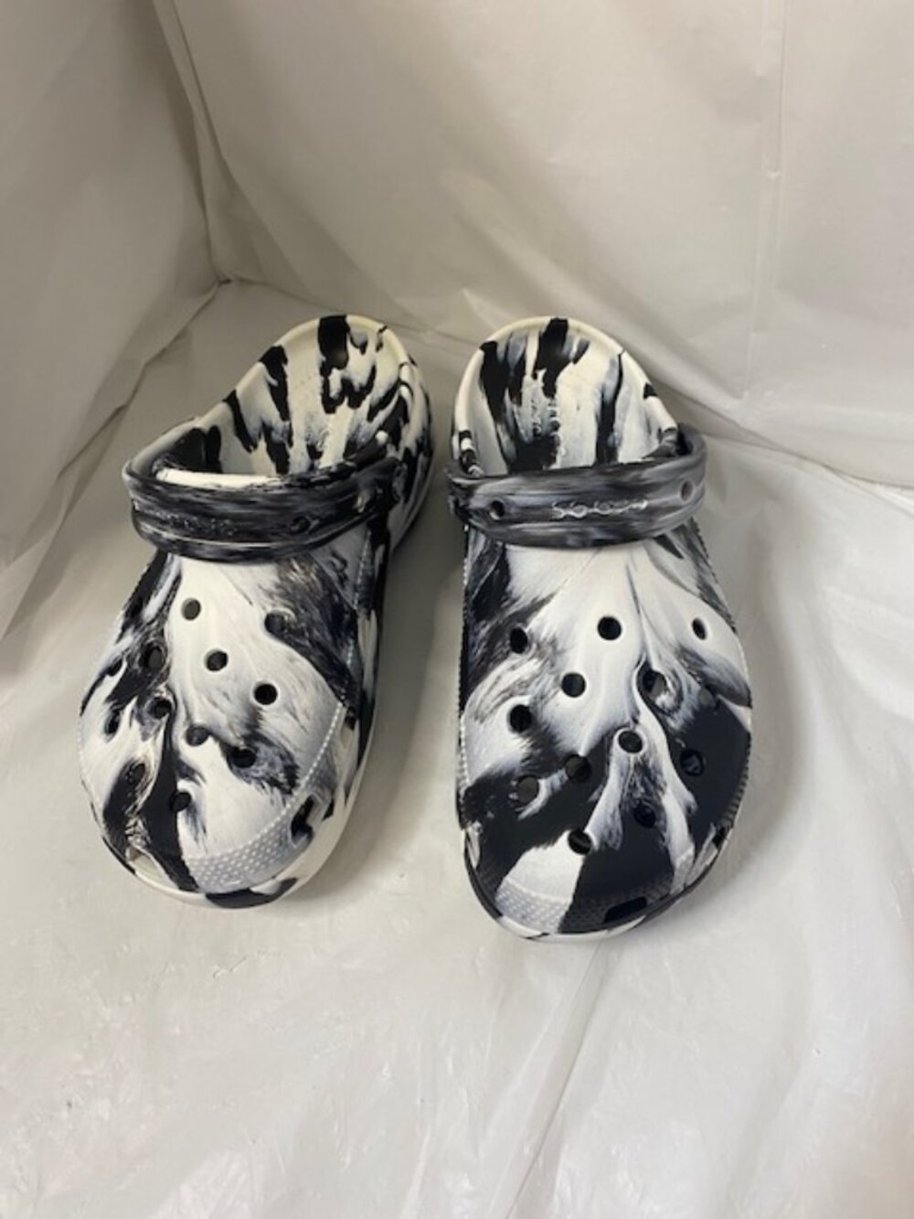 Crocs Women's Classic Platform Marbled Clogs – White/Black ~ Size 8